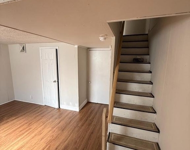4427 Vista Street - Photo Thumbnail 15