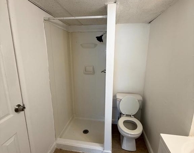 4427 Vista Street - Photo Thumbnail 18