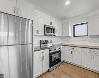6808 Ridge Avenue - Photo Thumbnail 3