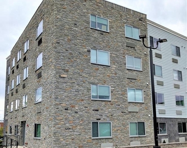 6649 Ridge Avenue - Photo Thumbnail 8