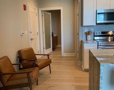 2130 Arch Street - Photo Thumbnail 7