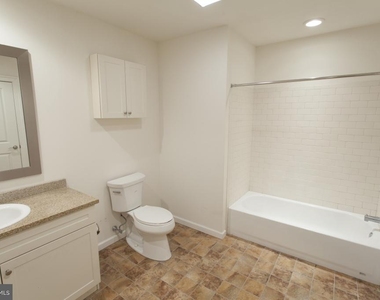 2130 Arch Street - Photo Thumbnail 24