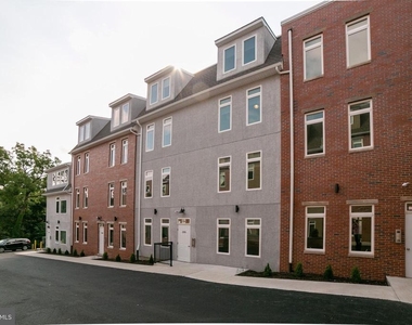 6615 Ridge Avenue - Photo Thumbnail 6