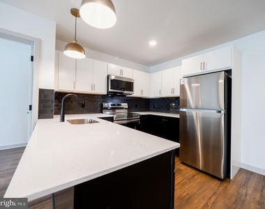 6515 Ridge Avenue - Photo Thumbnail 1