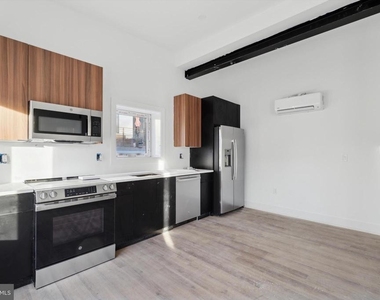 808 N 3rd Street - Photo Thumbnail 14