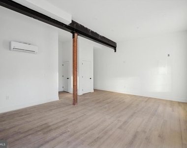 808 N 3rd Street - Photo Thumbnail 6