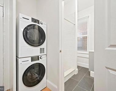 718 S 3rd Street - Photo Thumbnail 2