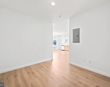 7127 Keystone Street - Photo Thumbnail 1