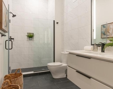 1421 E Columbia Avenue - Photo Thumbnail 14