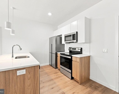 7127 Keystone Street - Photo Thumbnail 7
