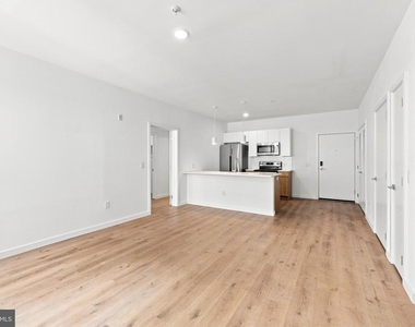 7127 Keystone Street - Photo Thumbnail 9