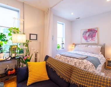1006 N 5th Street - Photo Thumbnail 6