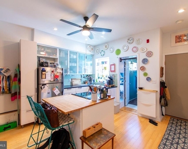 1006 N 5th Street - Photo Thumbnail 4