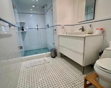 136 N Bread Street - Photo Thumbnail 38