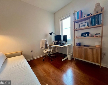 136 N Bread Street - Photo Thumbnail 20