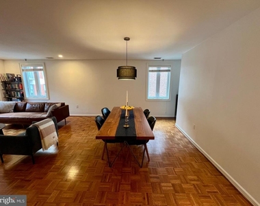 136 N Bread Street - Photo Thumbnail 19