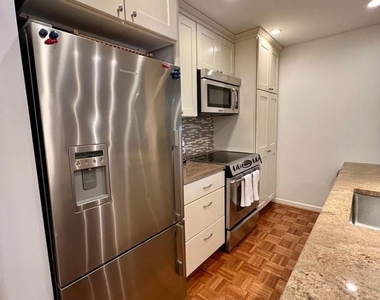 136 N Bread Street - Photo Thumbnail 27