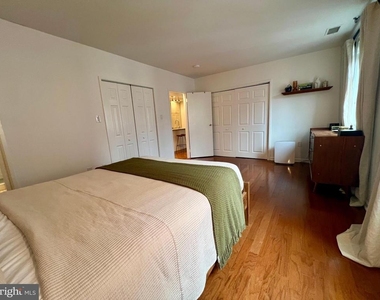 136 N Bread Street - Photo Thumbnail 40