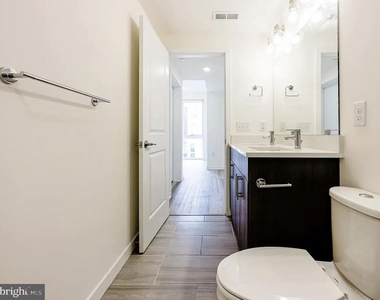 1600 Germantown Avenue - Photo Thumbnail 11