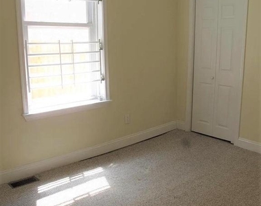 1920 N 18th Street - Photo Thumbnail 14