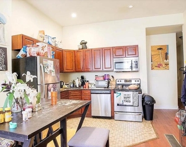 1920 N 18th Street - Photo Thumbnail 7
