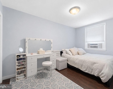 5969 Jannette Street - Photo Thumbnail 16