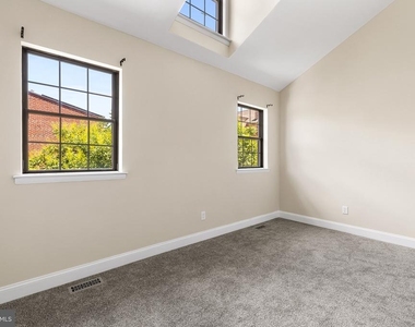 778 S Front Street - Photo Thumbnail 13