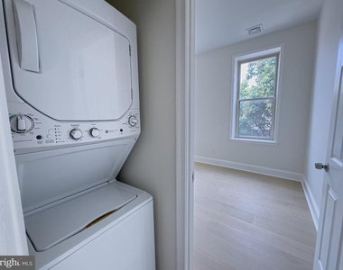 1703 Green Street - Photo Thumbnail 23
