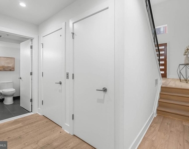 237 N 23rd Street - Photo Thumbnail 24