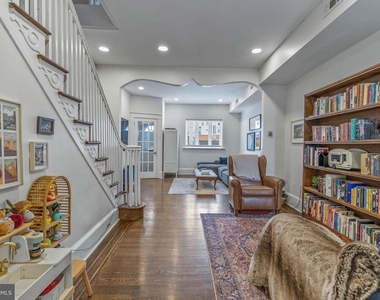 3183 E Thompson Street - Photo Thumbnail 6