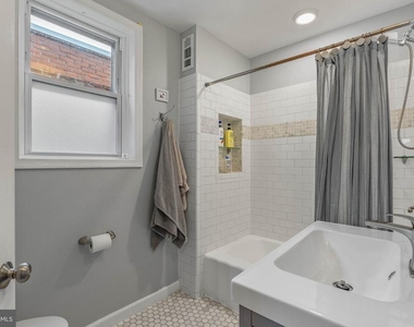3183 E Thompson Street - Photo Thumbnail 20
