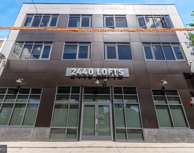 2440 Kensington Avenue - Photo Thumbnail 12