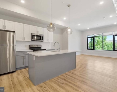 2440 Kensington Avenue - Photo Thumbnail 1