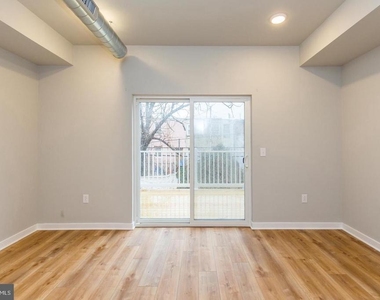 2543 N Front Street - Photo Thumbnail 11