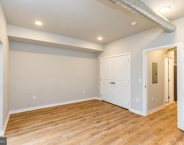 2543 N Front Street - Photo Thumbnail 10