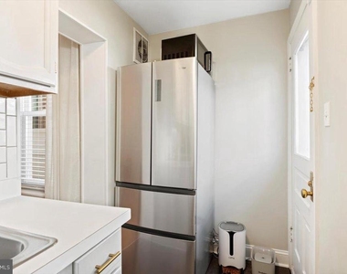 623 Miller Street - Photo Thumbnail 16
