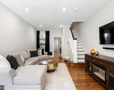 623 Miller Street - Photo Thumbnail 2