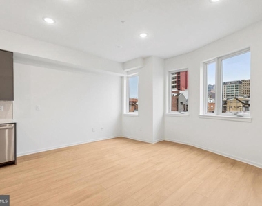 245 N 12th Street - Photo Thumbnail 7