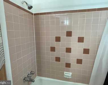 6649 Hegerman Street - Photo Thumbnail 8