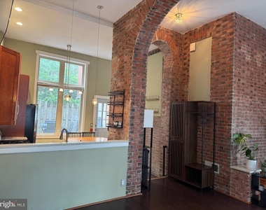 2200 Pine Street - Photo Thumbnail 4