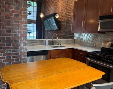 2200 Pine Street - Photo Thumbnail 6