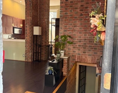 2200 Pine Street - Photo Thumbnail 12