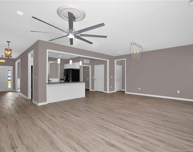 107 Miami Street - Photo Thumbnail 10