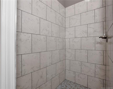 107 Miami Street - Photo Thumbnail 21