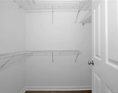 107 Miami Street - Photo Thumbnail 14