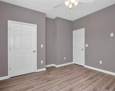 107 Miami Street - Photo Thumbnail 3