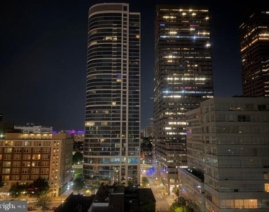 2101 Chestnut Street - Photo Thumbnail 12