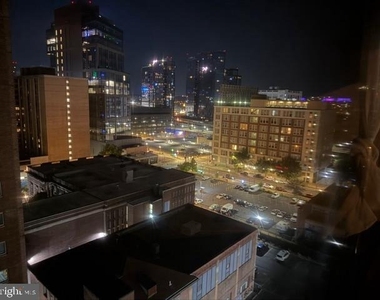 2101 Chestnut Street - Photo Thumbnail 2