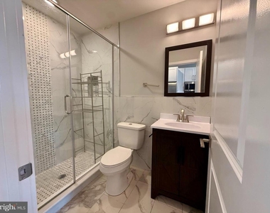 2425 Frankford Avenue - Photo Thumbnail 6