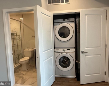 2425 Frankford Avenue - Photo Thumbnail 5